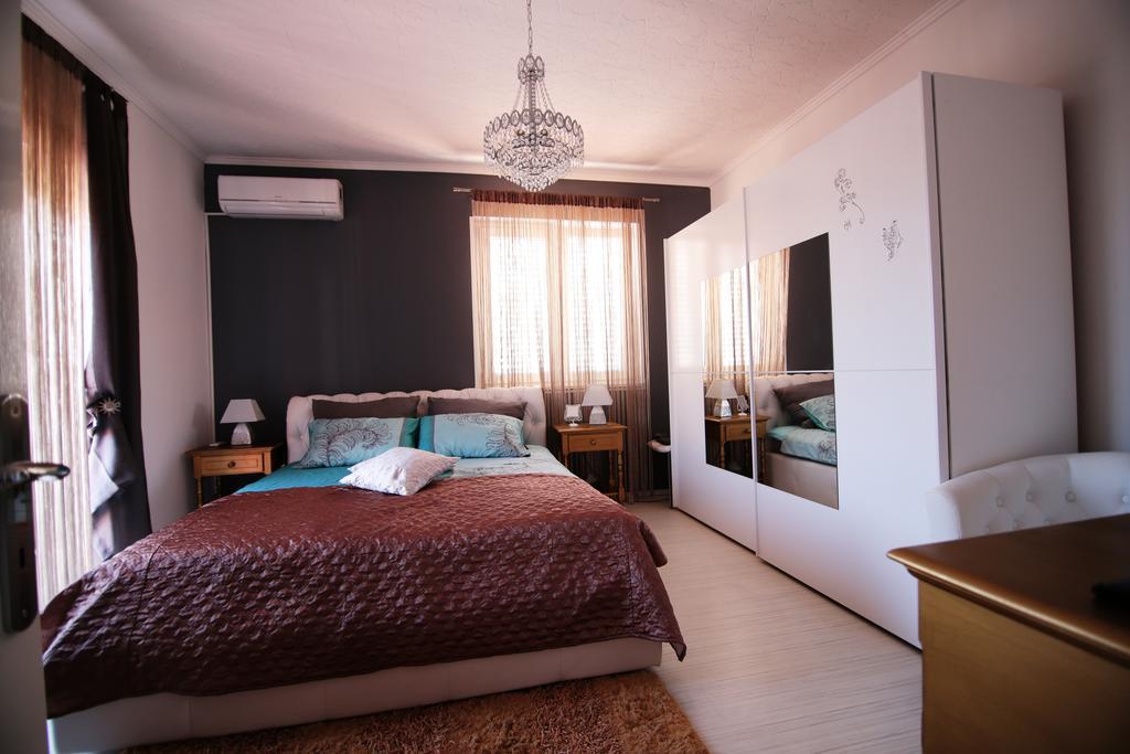 Villa Long Island Luxury Residence, Sali Dugi Otok-Private Parking,Next To Beach Værelse billede