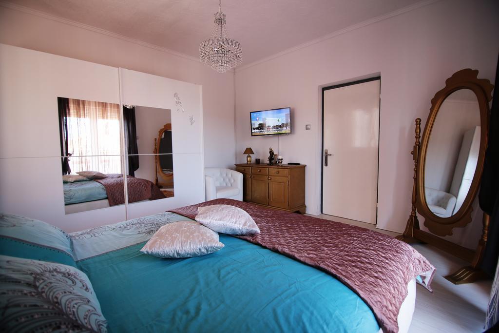 Villa Long Island Luxury Residence, Sali Dugi Otok-Private Parking,Next To Beach Værelse billede